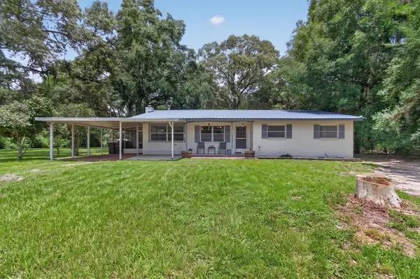 7791 NW 165th St, Trenton, FL 32693