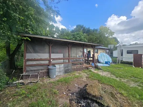 1819 SW 75th Ct, Bell, FL 32619