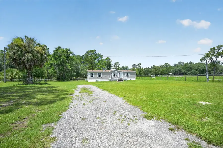 5730 SE 120th Ave, Morriston, FL 32668 - #2