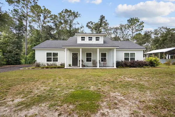 8071 172nd Ln, Fanning Springs, FL 32693