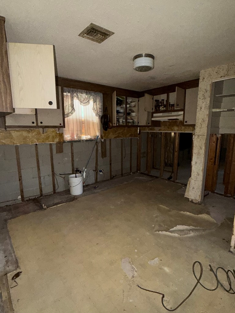 1110 NE 7th Ave, Crystal River, FL 34428 - #3