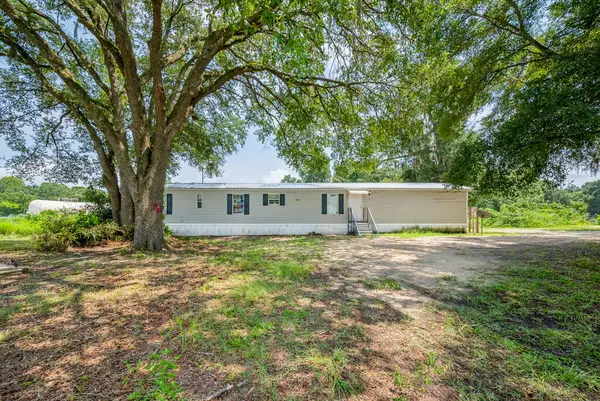 25460 NW 4th Ave, Newberry, FL 32669