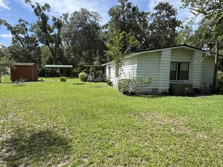 9610 Michigan Dr, Fanning Springs, FL 32694 - #3