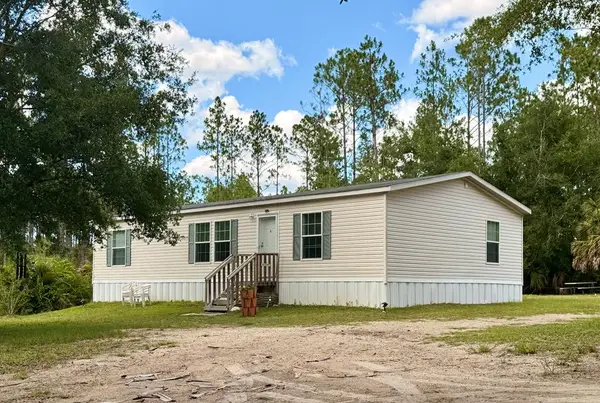 702 SW 345th Ave, Steinhatchee, FL 32359