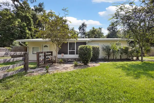418 NE 3rd St, Trenton, FL 32693