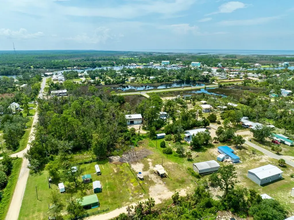 7 NE Seventh St, Steinhatchee, FL 32359 - #1
