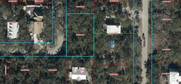 Sturgis Cir, Cedar Key, FL 32625