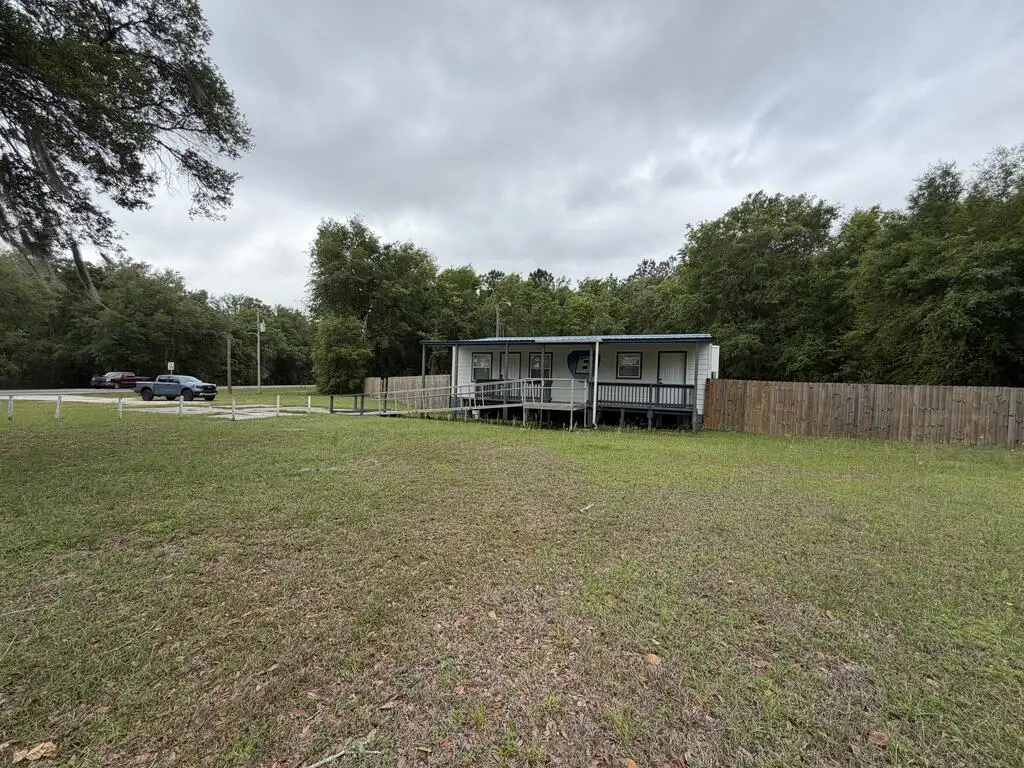683 N Court St, Bronson, FL 32621 - #1