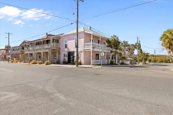 409 2nd St, Cedar Key, FL 32625