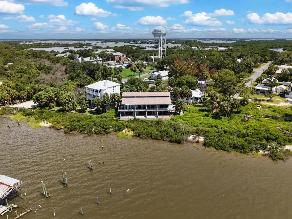 1025 7th St #2, Cedar Key, FL 32625 - #1