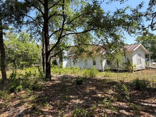530 SE 154th Ave, Old Town, FL 32680