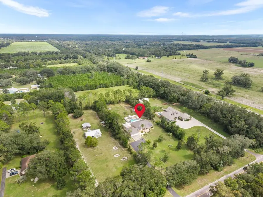 8400 SW County Road 307, Trenton, FL 32693 - #2