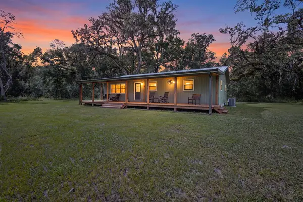 915 NE 412th Ave, Old Town, FL 32680