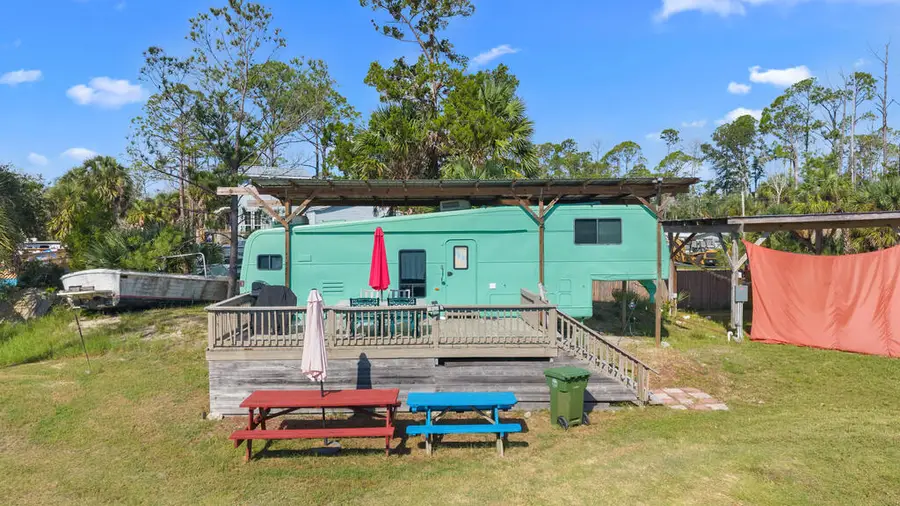414 SE Central Ave, Steinhatchee, FL 32359 - #3