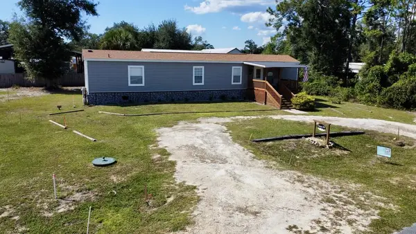 535 NE Scallop Bay Dr, Steinhatchee, FL 32359