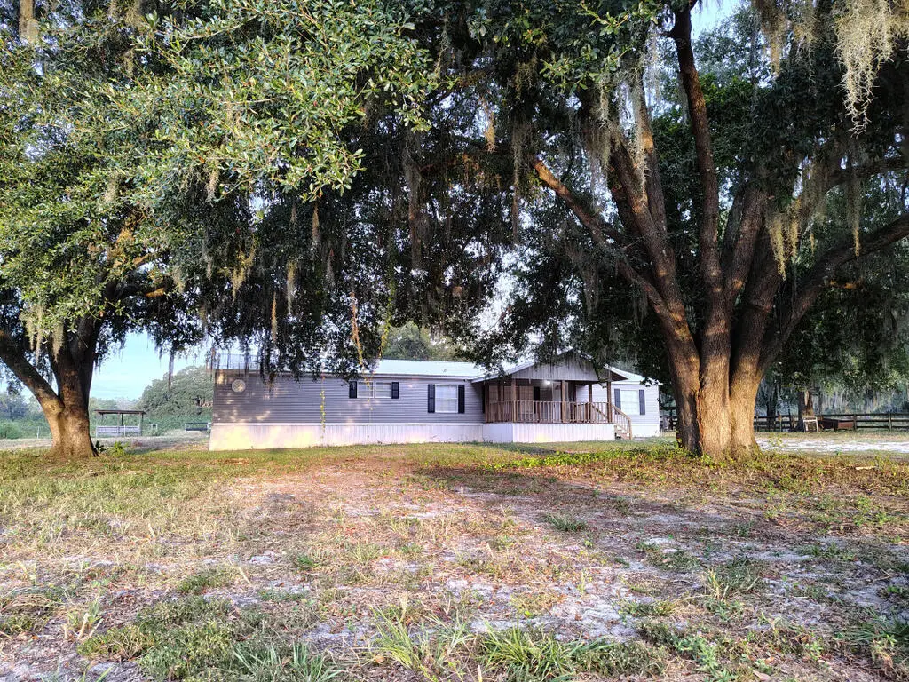 650 NE 170th Ave, Williston, FL 32696 - #1