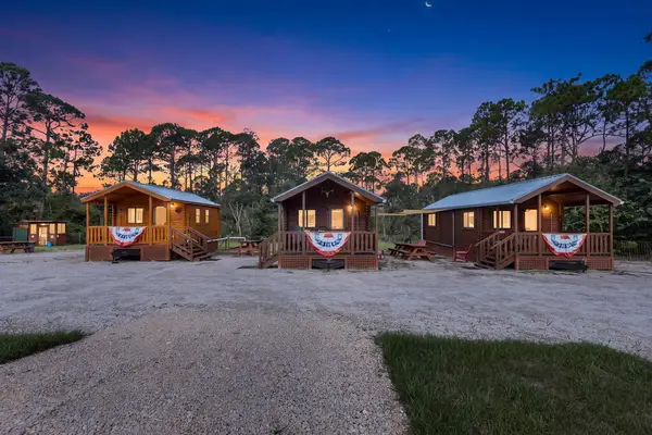 1033 NE Hwy 51, Steinhatchee, FL 32359