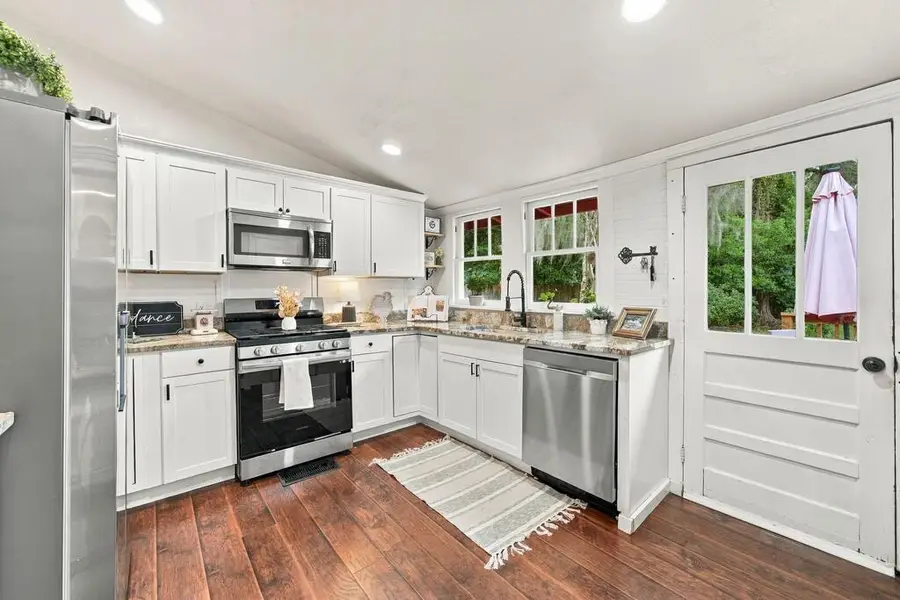 18844 NW 244th St, High Springs, FL 32643 - #3