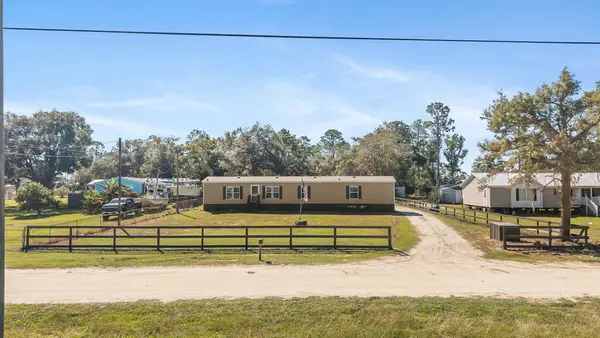 808 NE Robin Ln, Steinhatchee, FL 32359