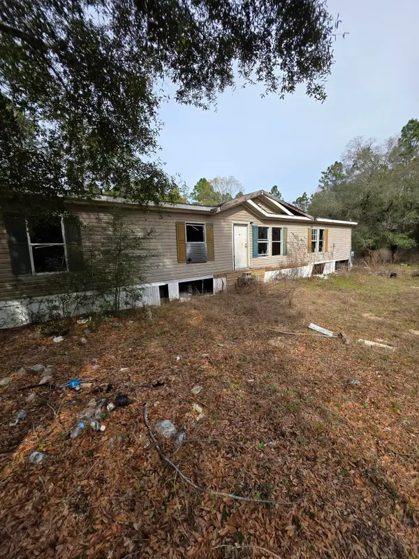 1921 Cotton Creek Road, Baker, FL 32531