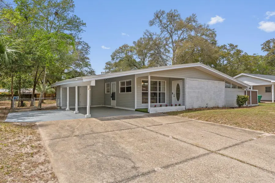 17 Azalea Drive, Mary Esther, FL 32569 - #3