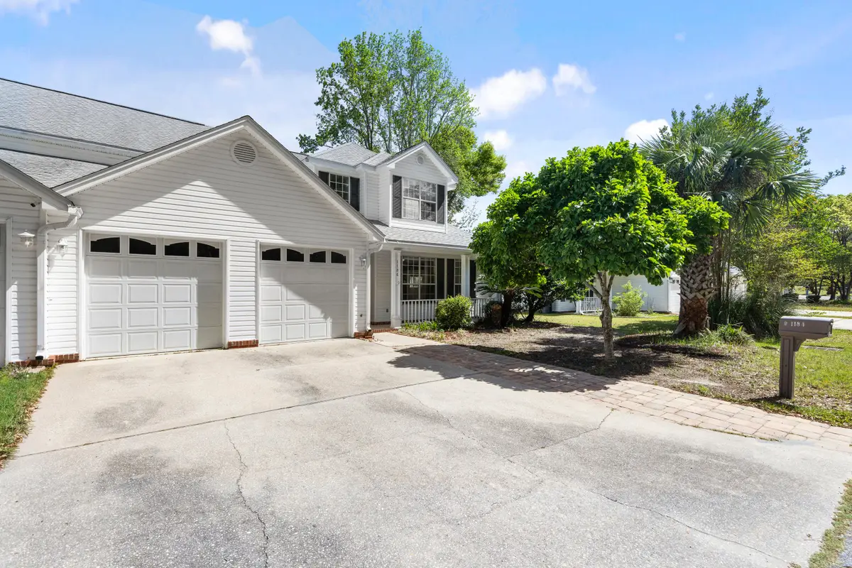 1184 N Bayshore Drive, Valparaiso, FL 32580 - #1