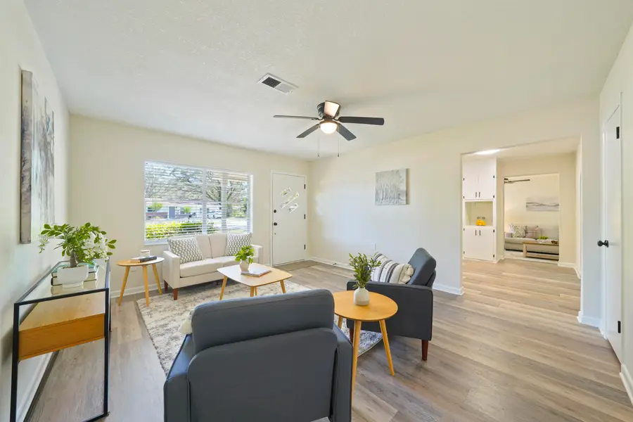 430 Edge Avenue, Valparaiso, FL 32580 - #3