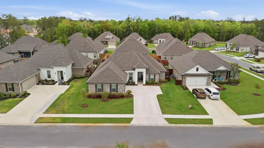 140 Flora Lane, Freeport, FL 32439 - #2