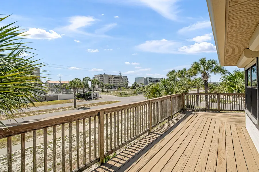 757 Seahorse Avenue, Fort Walton Beach, FL 32548 - #3