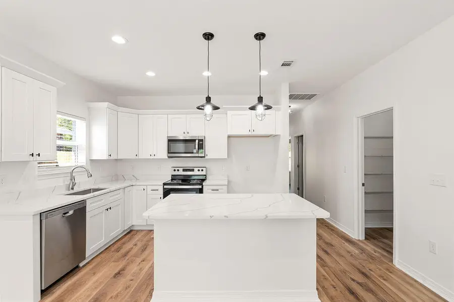 3812 Golden Acres Circle, Crestview, FL 32539 - #2