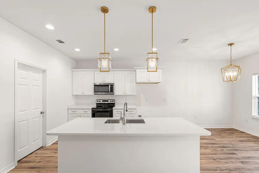 3810 Golden Acres Circle, Crestview, FL 32539 - #2