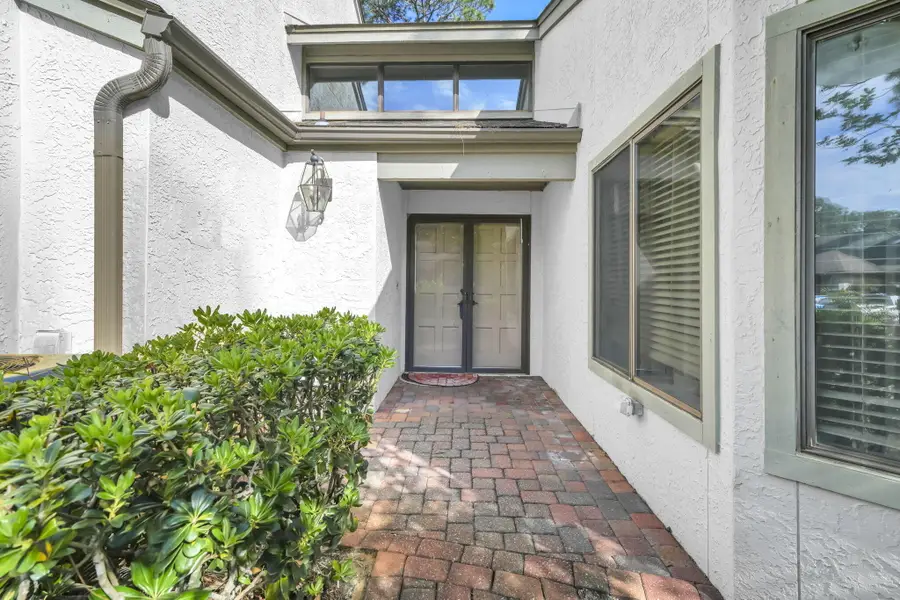 129 Gleneagles Drive, Niceville, FL 32578 - #2