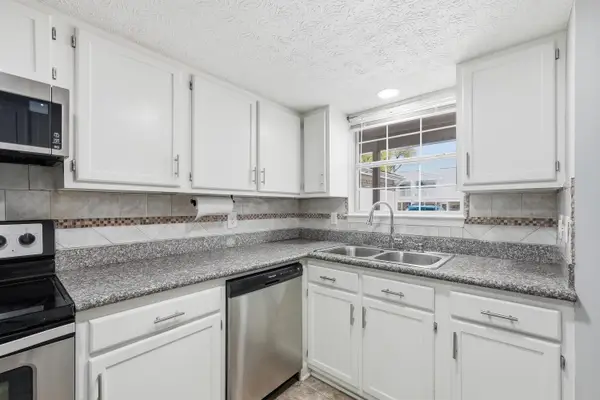 2412 Winter Park Court, Fort Walton Beach, FL 32547