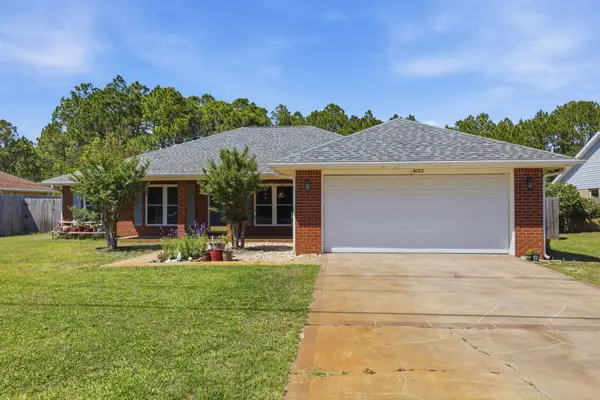 8192 Hartington Drive, Navarre, FL 32566