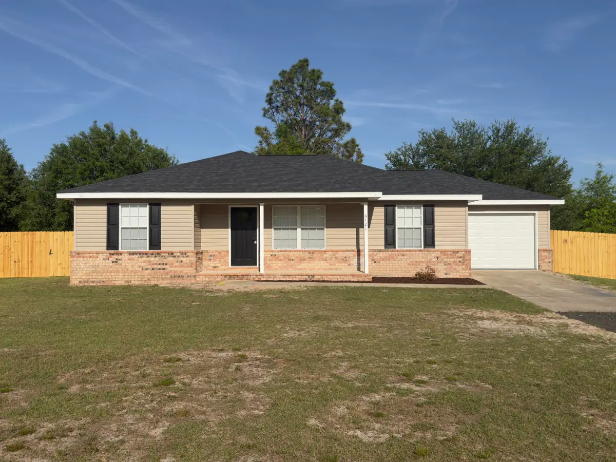 6121 Robin Road, Crestview, FL 32539 - #1