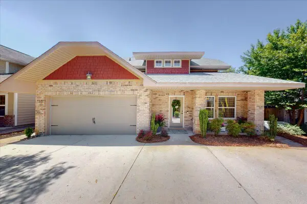 202 SE Alconese Avenue, Fort Walton Beach, FL 32548