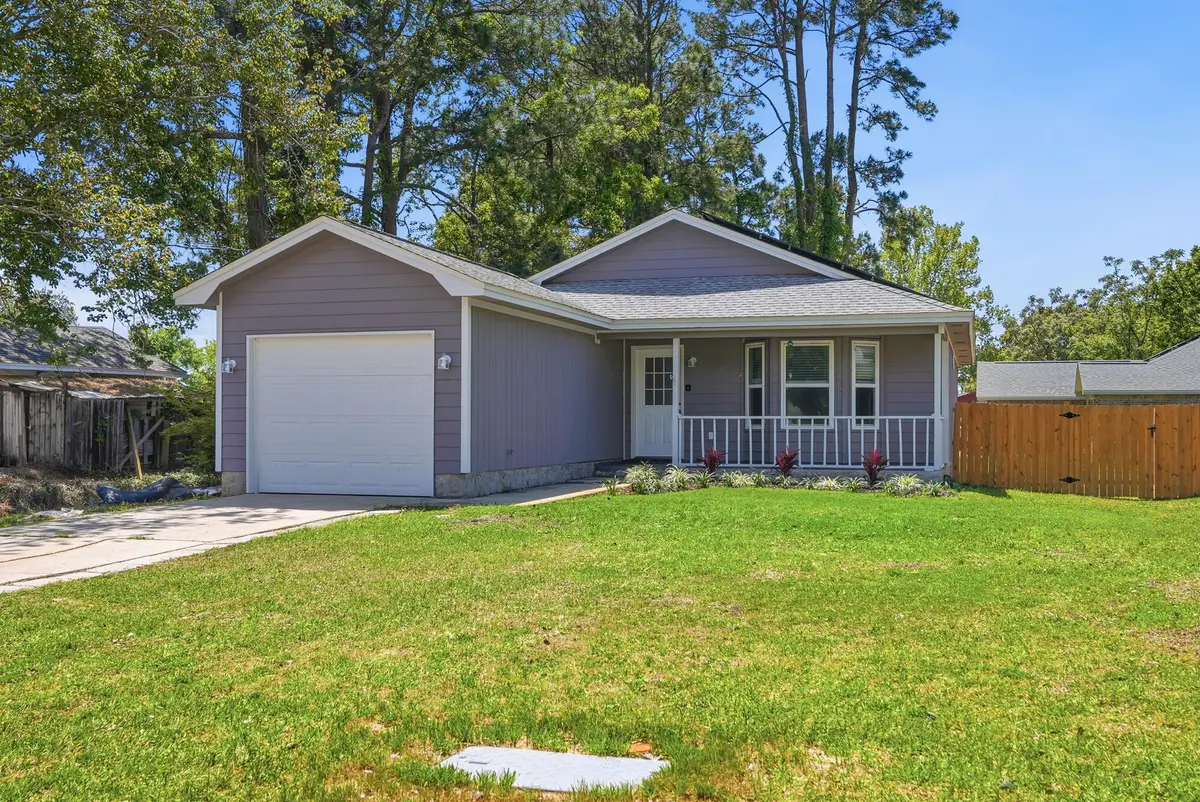 216 Michael Avenue, Mary Esther, FL 32569 - #1