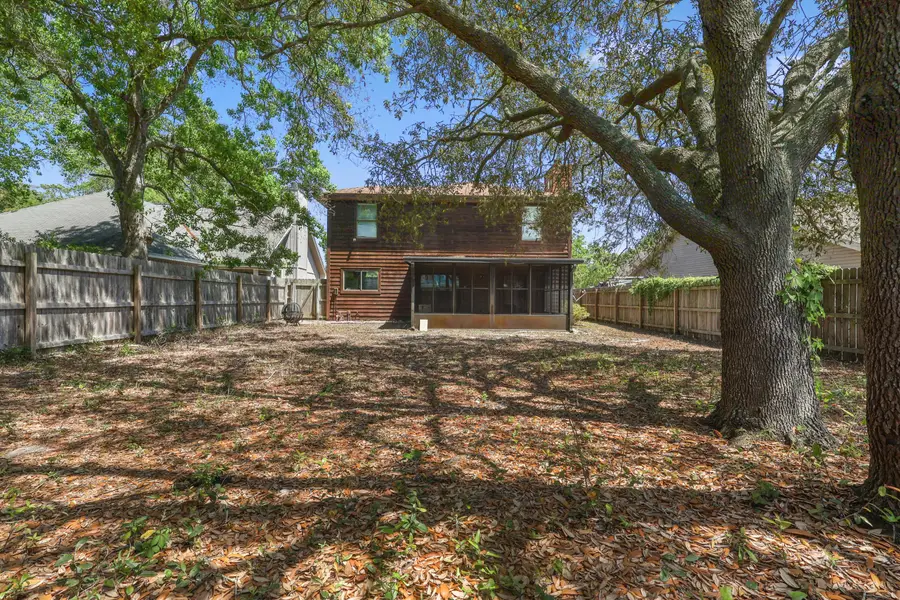 193 Woodland Park Circle, Mary Esther, FL 32569 - #3