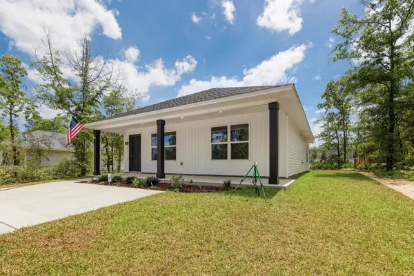 47 Pansy Lane, DeFuniak Springs, FL 32433