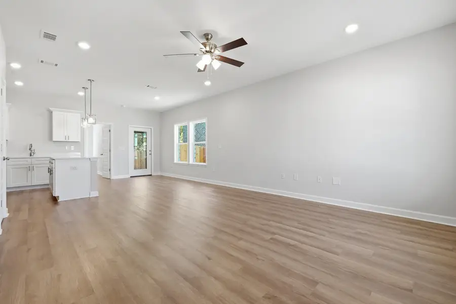 51 Sandhill Court, Freeport, FL 32439 - #2