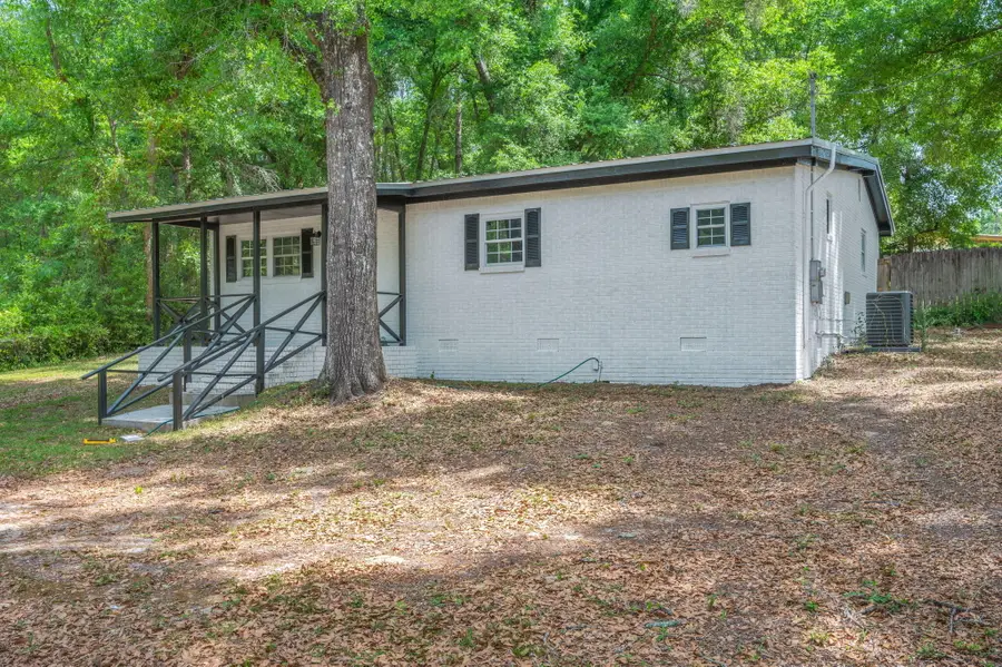 165 Smith Street, Crestview, FL 32539 - #3