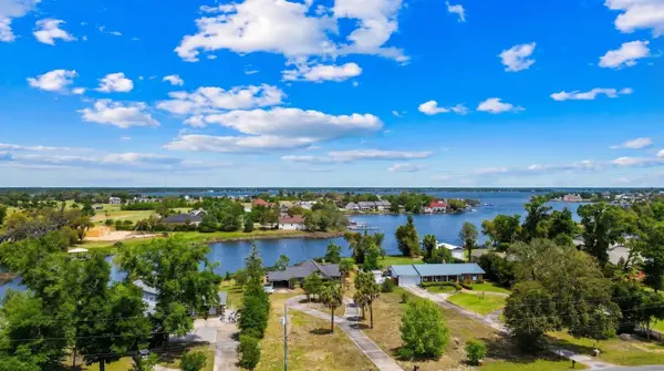 1803 E 9th Street, Lynn Haven, FL 32444