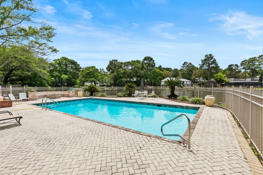 11 Kristin Circle, Niceville, FL 32578 - #3