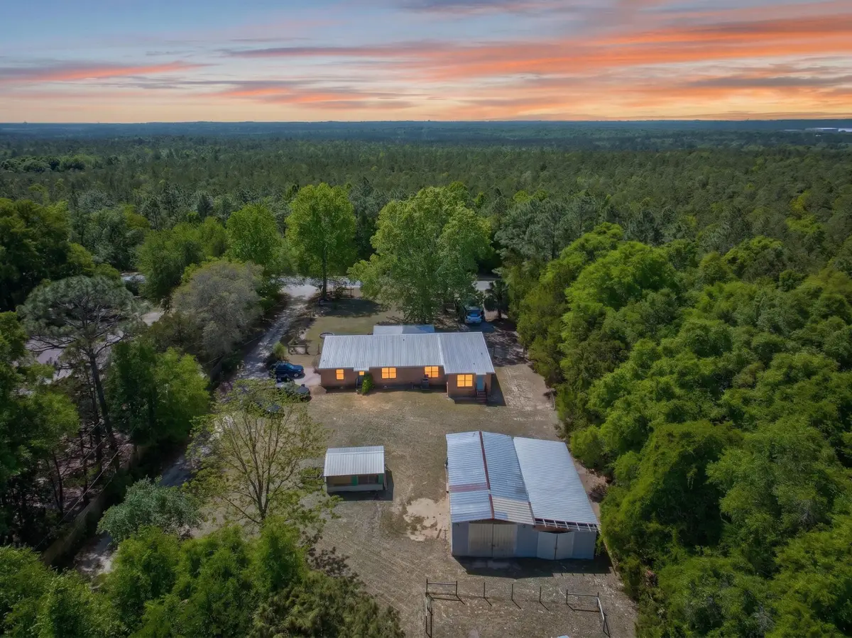 5269 Four Lake Drive, Crestview, FL 32539 - #1