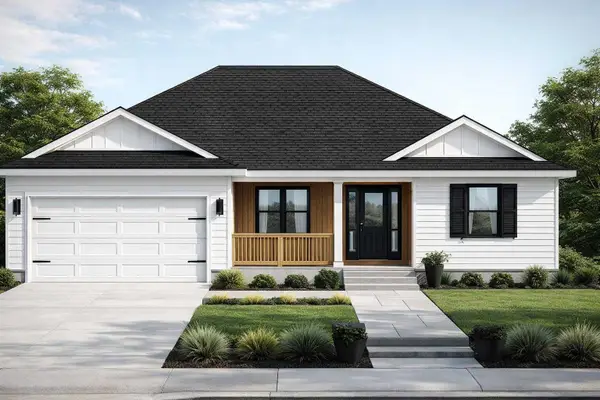 8 Eugene Court, DeFuniak Springs, FL 32433