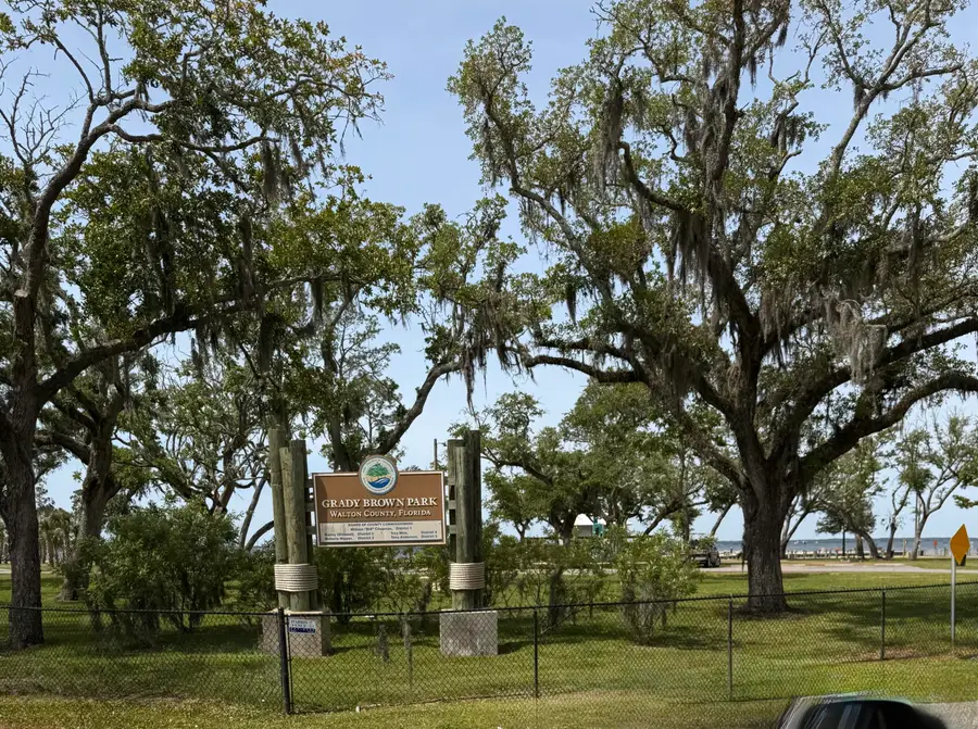 000 Mallet Road, Freeport, FL 32439 - #3