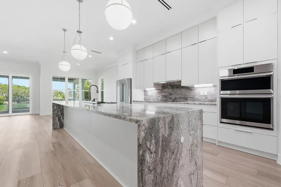 8 Yacht Club Drive, Fort Walton Beach, FL 32548 - #3