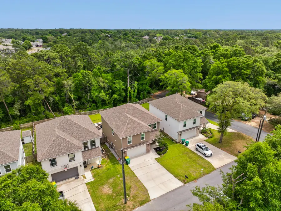 604 Ivy Avenue, Niceville, FL 32578 - #3
