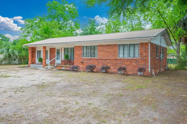 355 W First Avenue, Crestview, FL 32536