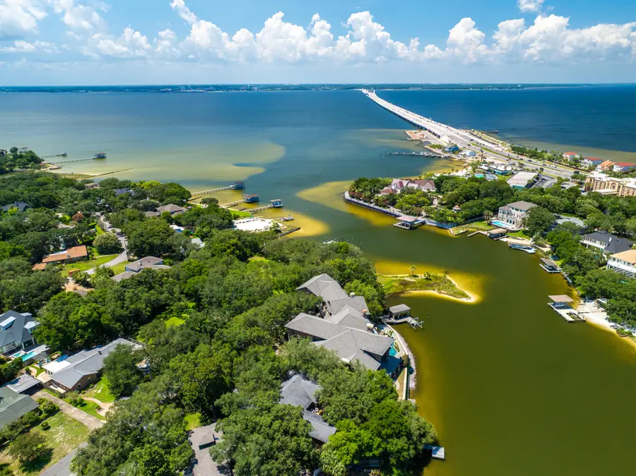 204 Laura Lane, Gulf Breeze, FL 32561 - #2